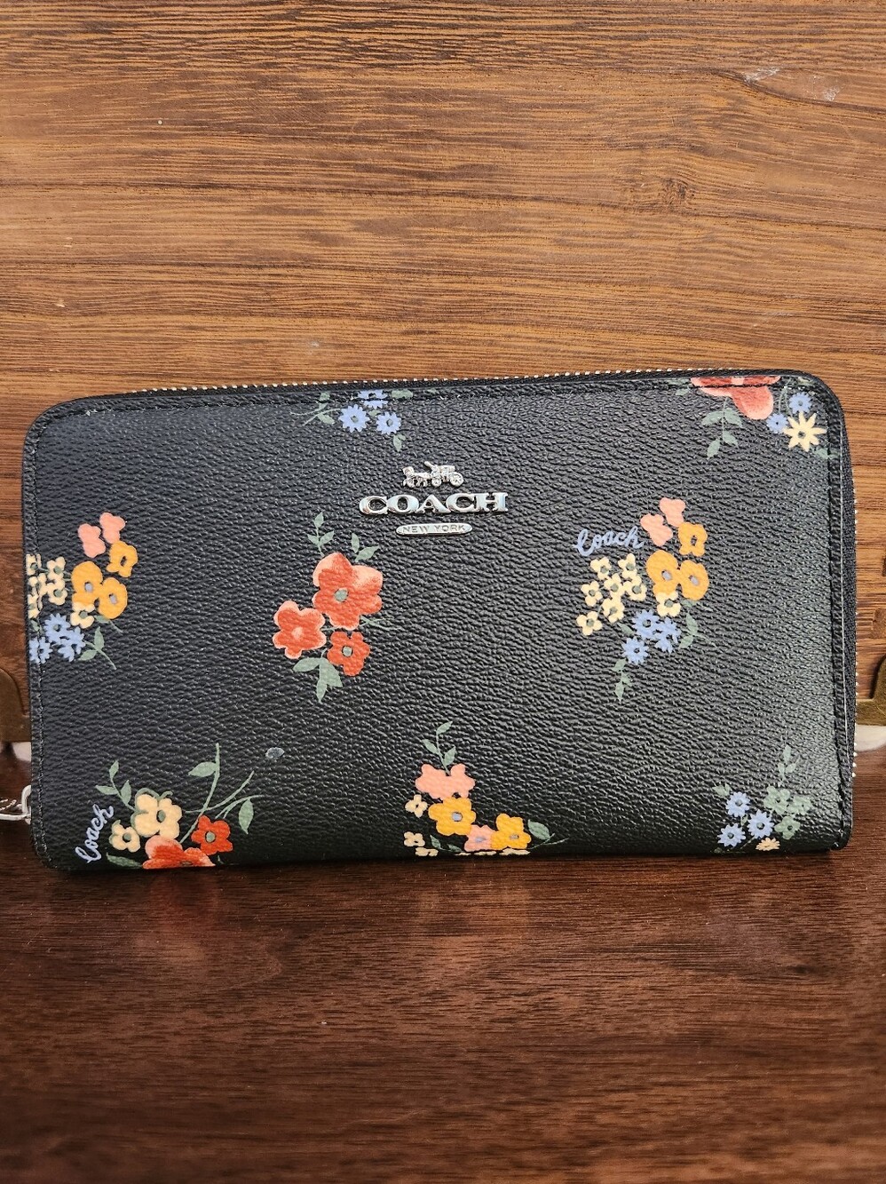 COACH Black Floral Zip-Around Wallet Never Used - Picture 2 of 3